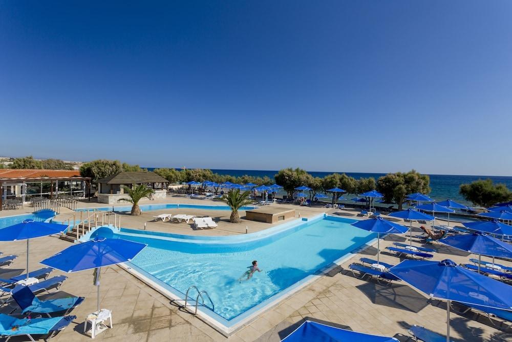 DESSOLE BLUE STAR RESORT photo 4