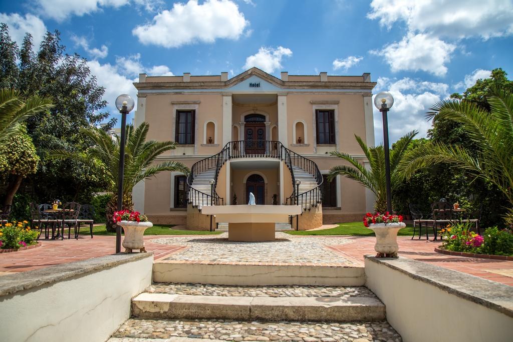 HALEPA HOTEL