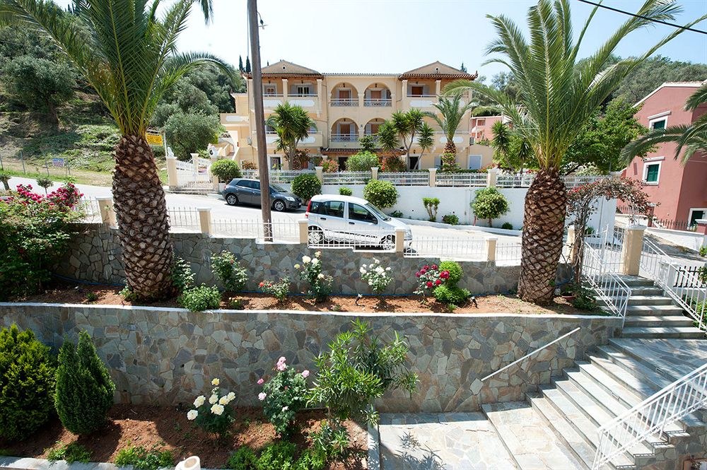 MARINA APARTMENTS photo 1