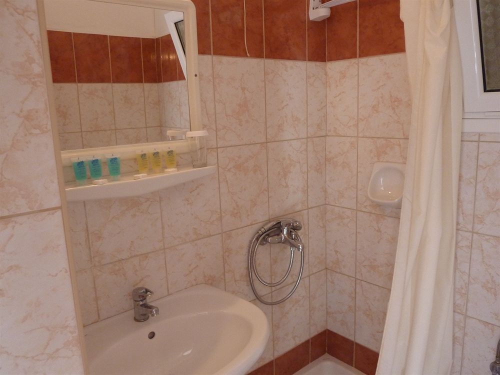OASIS HOTEL photo 1