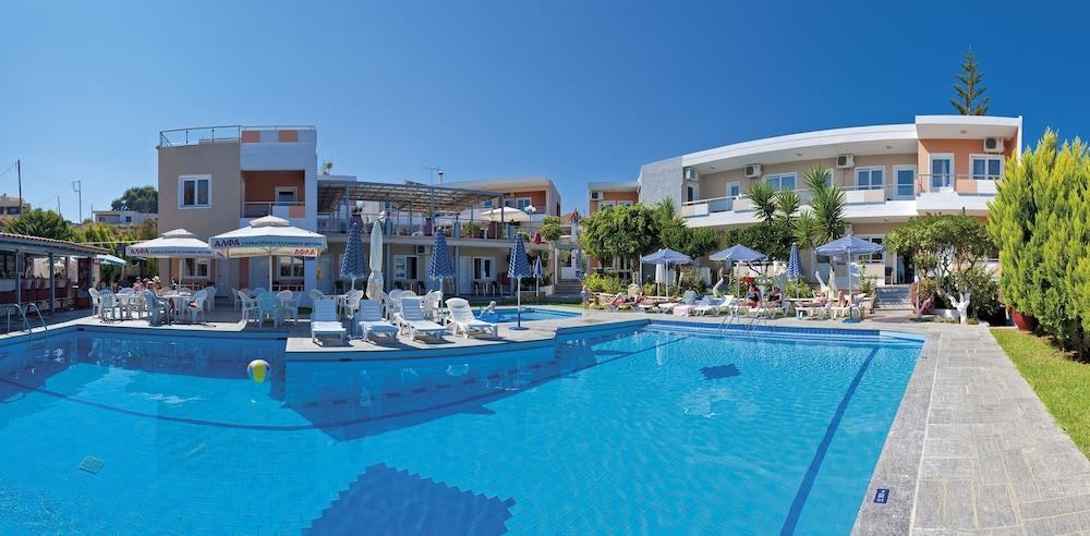 KOUKOURAS HOTEL photo 4