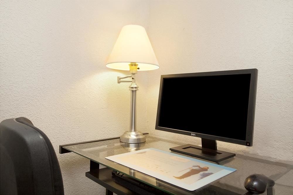 DAYS INN AND SUITES HOUSTON NORTH/ALDINE