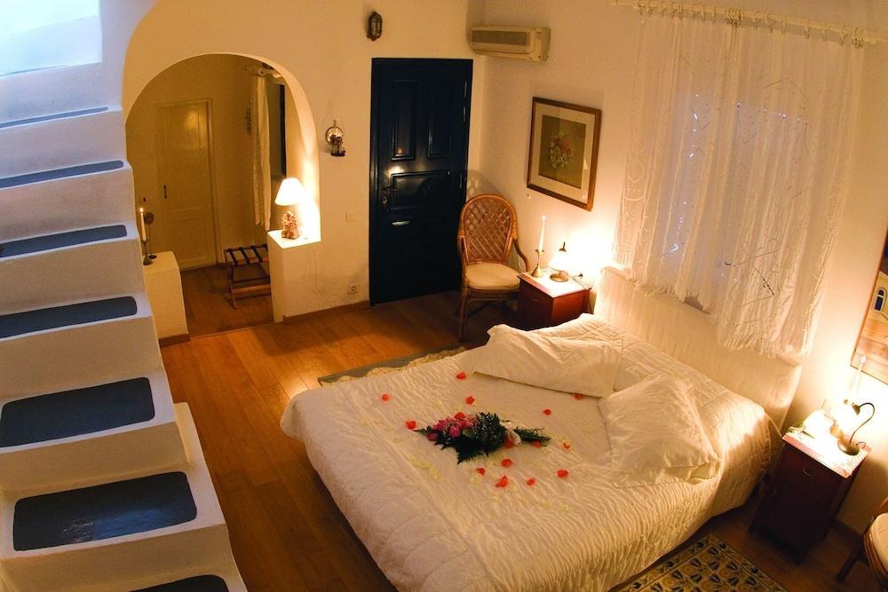 HELIOTOPOS HOTEL