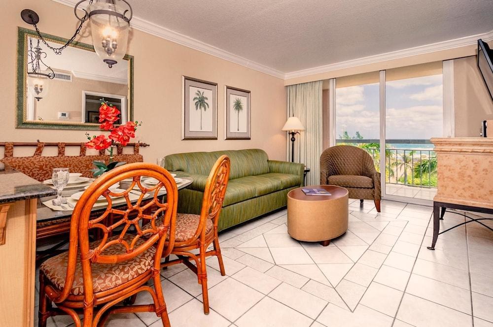 PALM BEACH SHORES RESORT & VACATION VILLAS photo 4