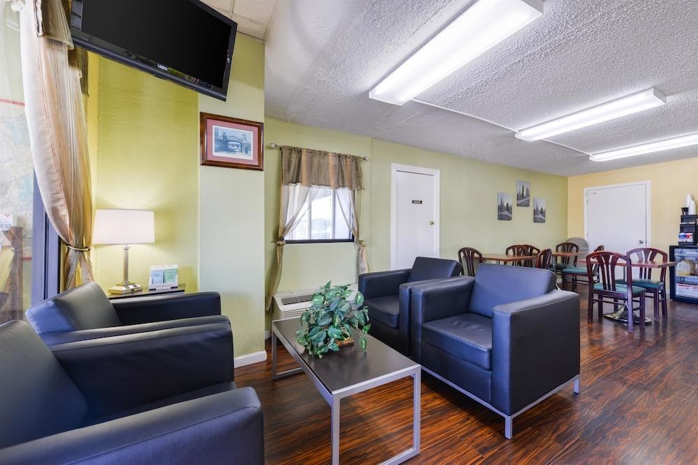 AMERICAS BEST VALUE INN NASHVILLE SOUTH photo 4