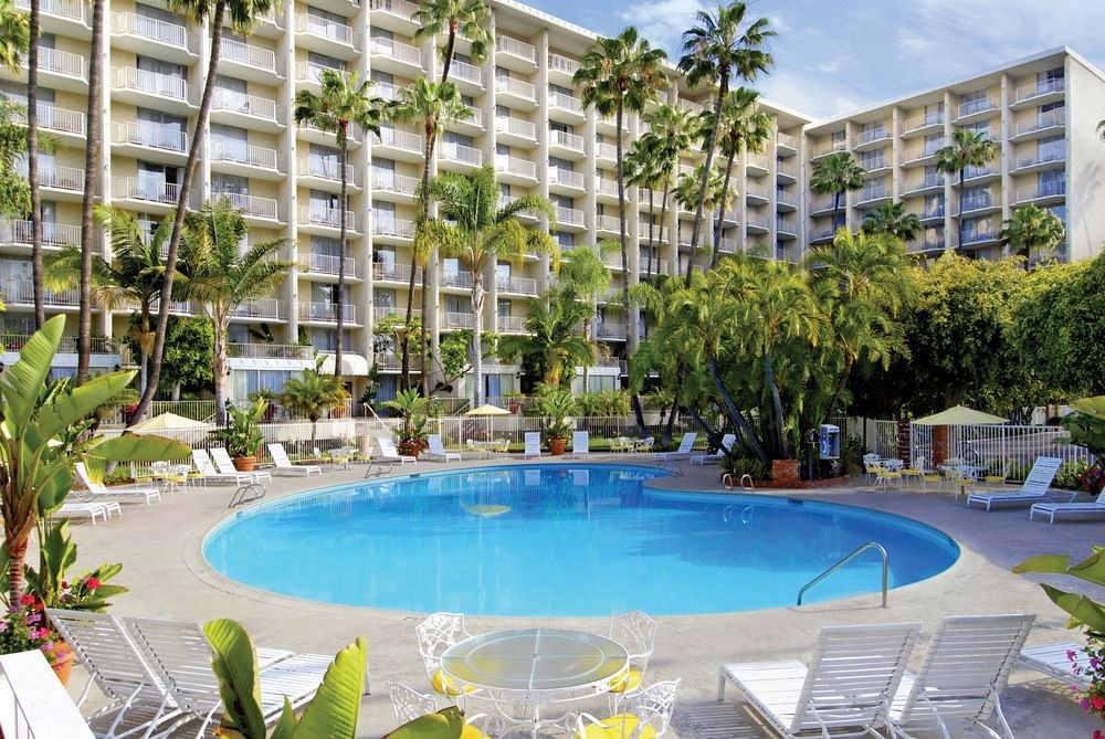 TOWN AND COUNTRY RESORT