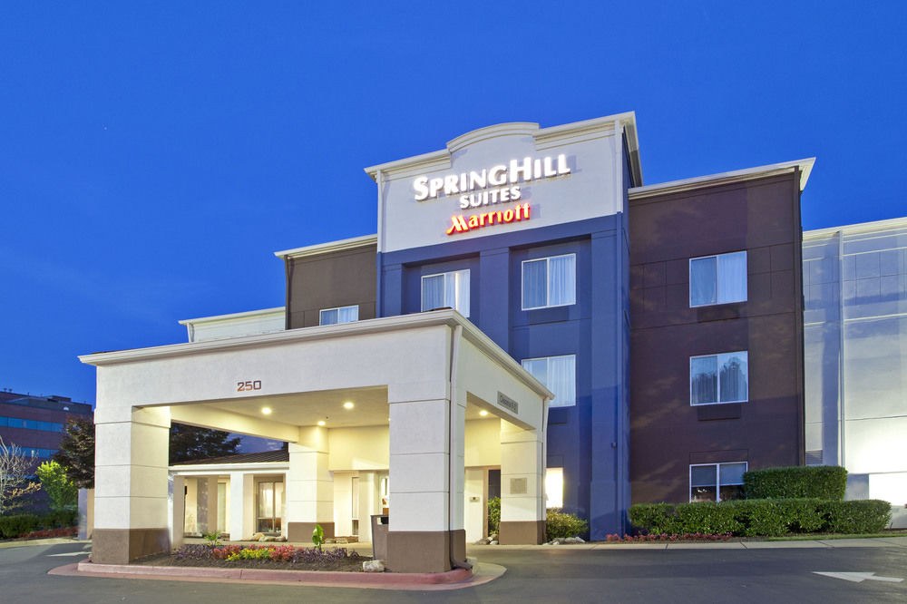 SPRINGHILL SUITES NASHVILLE METROCENTER photo 1