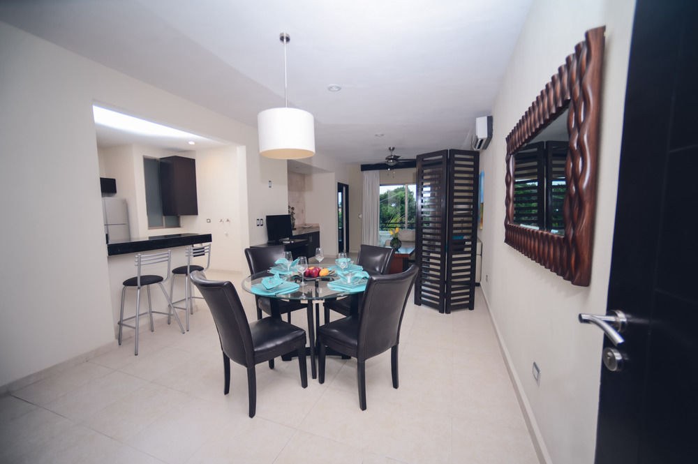 ENCANTO RIVIERA CONDO HOTEL photo 4