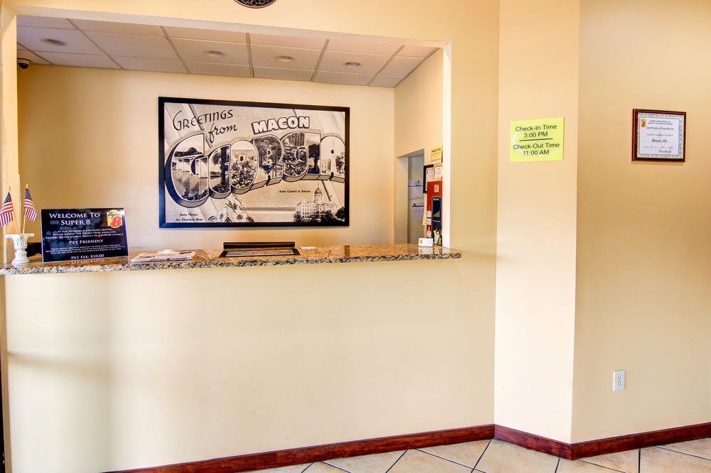 SUPER 8 BY WYNDHAM MACON WEST photo 1