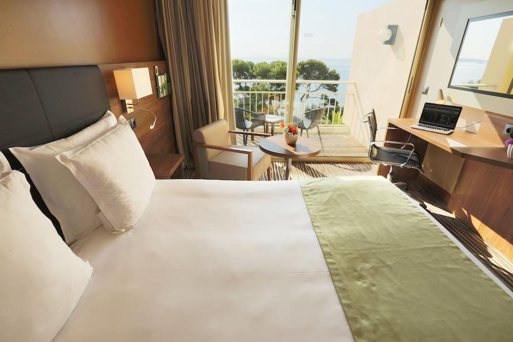 LUXOTEL CANNES photo 2