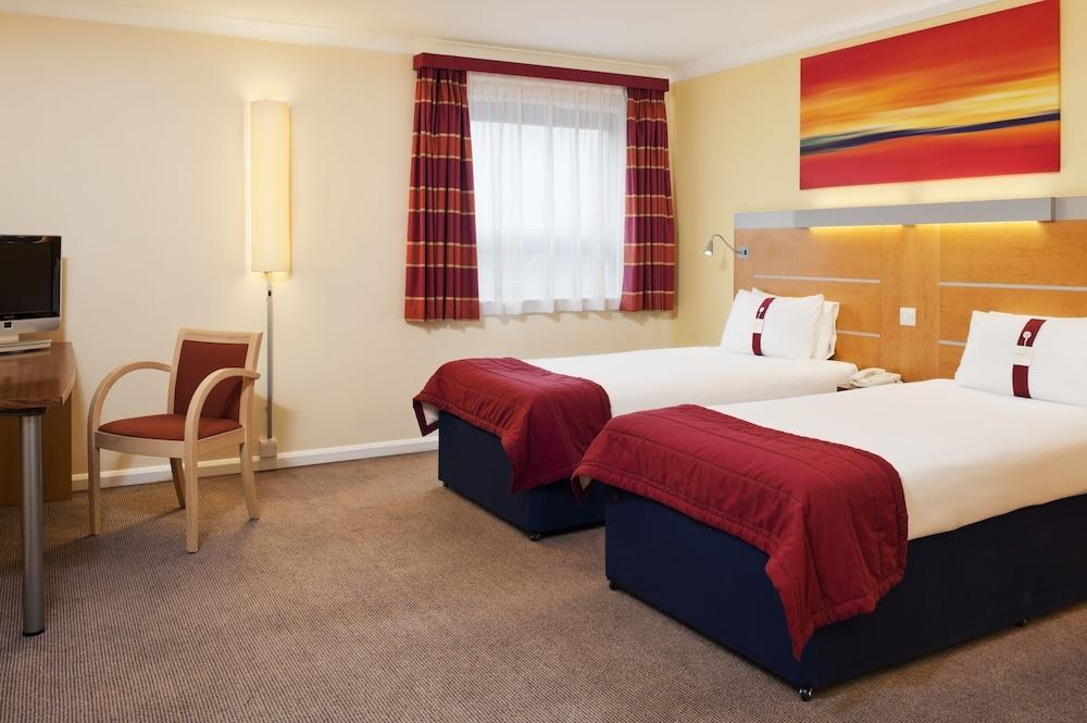 HOLIDAY INN EXPRESS LONDON - GOLDERS GREEN (A406) photo 4
