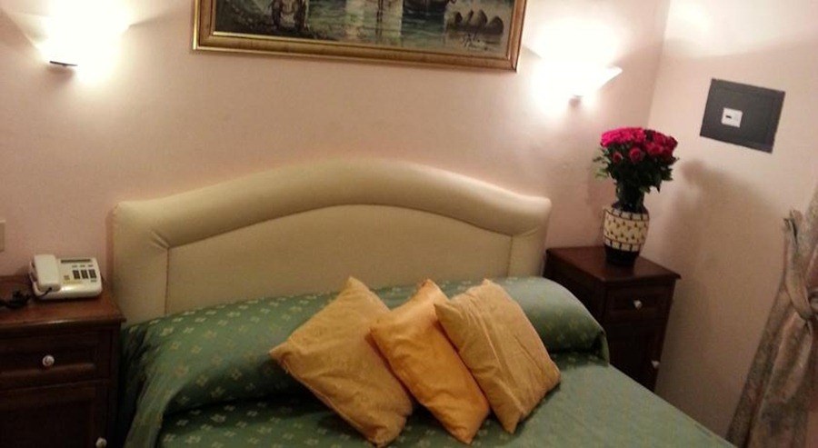 HOTEL VENTURA photo 1