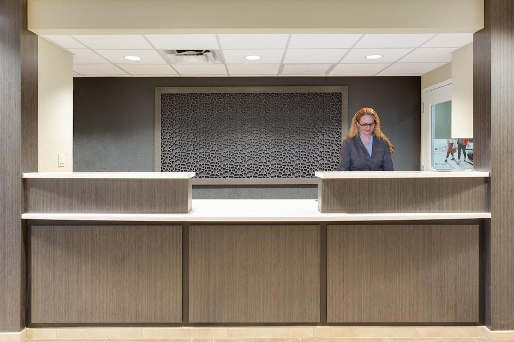 CANDLEWOOD SUITES FT. LAUDERDALE AIRPORT/CRUISE photo 4
