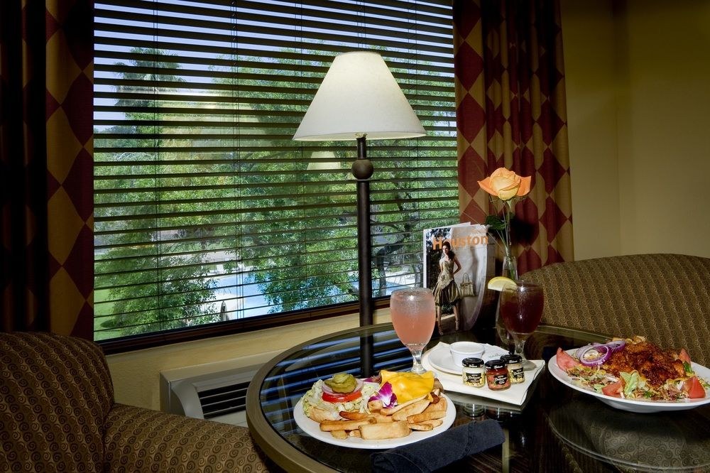 Holiday Inn Houston Intercontinental Airport by IHG photo 1