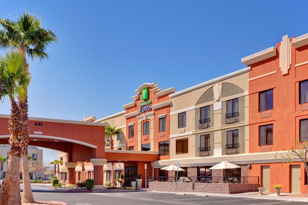 HOLIDAY INN EXPRESS HOTEL & SUITES HENDERSON photo 4