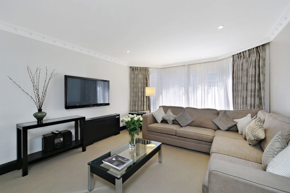 Mayfair House photo 1