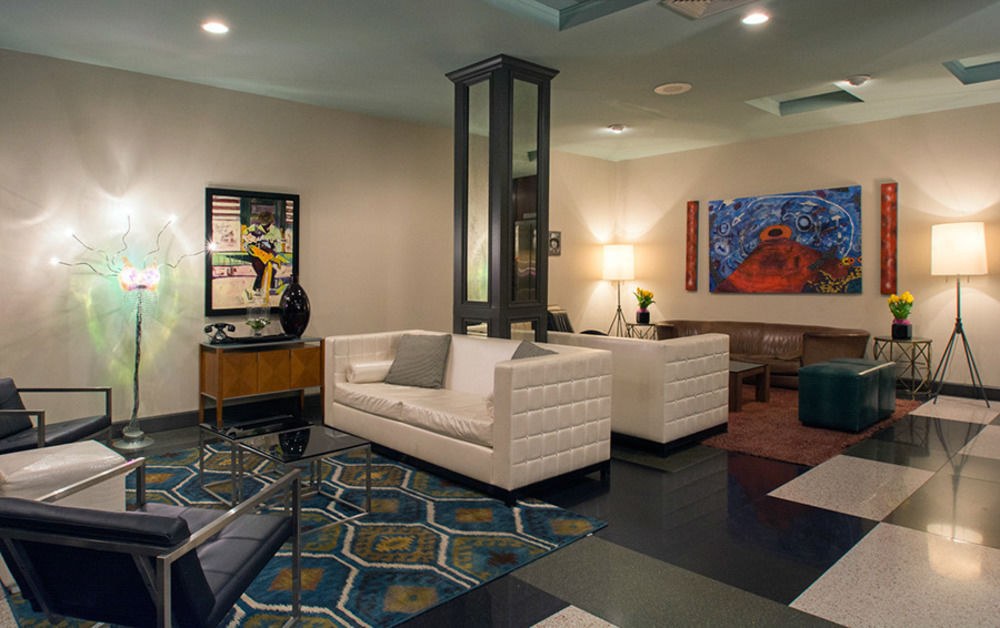 HOTEL PRESTON