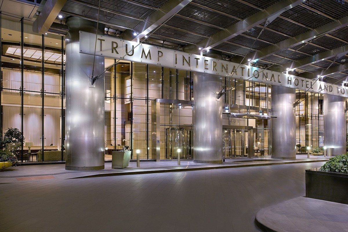 TRUMP INTERNATIONAL HOTEL & TOWER CHICAGO