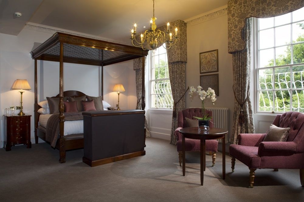 BAILBROOK HOUSE