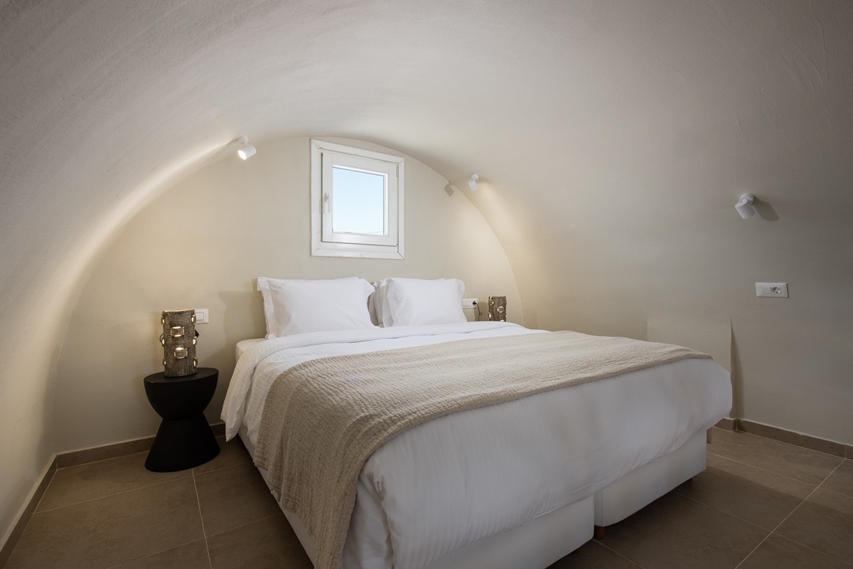 THE NOVERIAN BIOS SANTORINI BOUTIQUE HOTEL-ADULTS ONLY photo 1