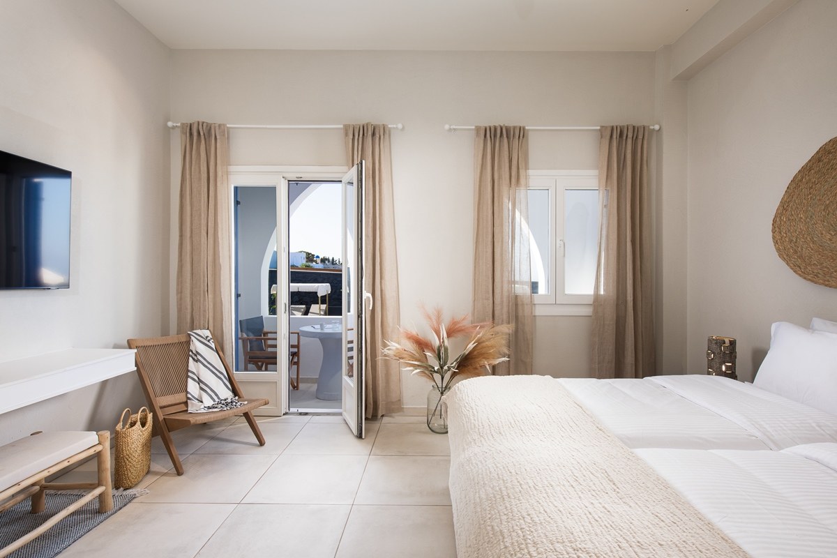 THE NOVERIAN BIOS SANTORINI BOUTIQUE HOTEL-ADULTS ONLY photo 3
