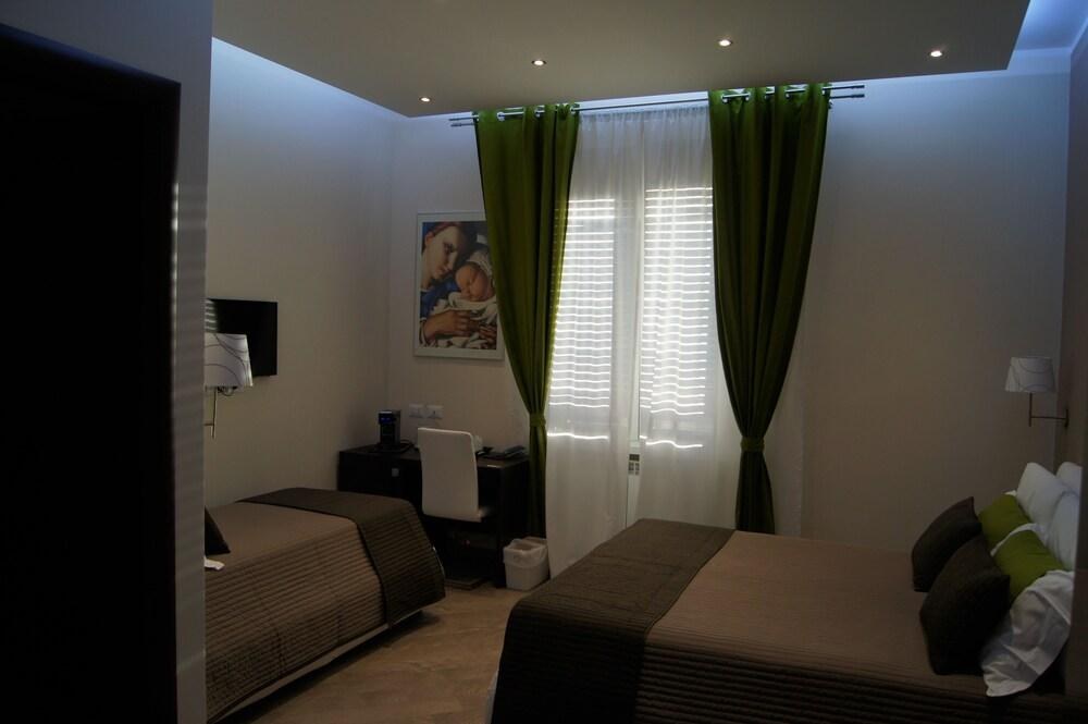 RESIDENZA MIA SUITES photo 3