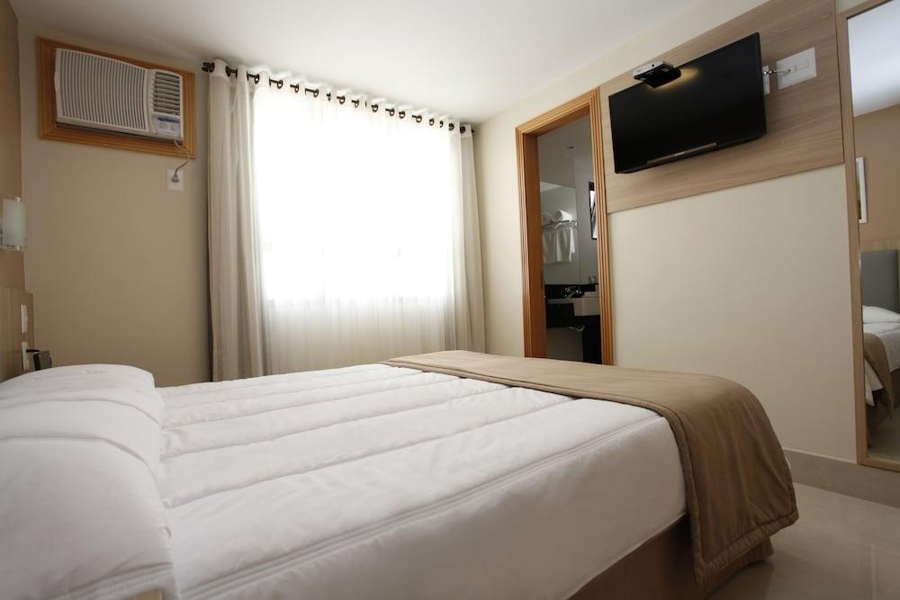 ELEGANCE HOTEL photo 3