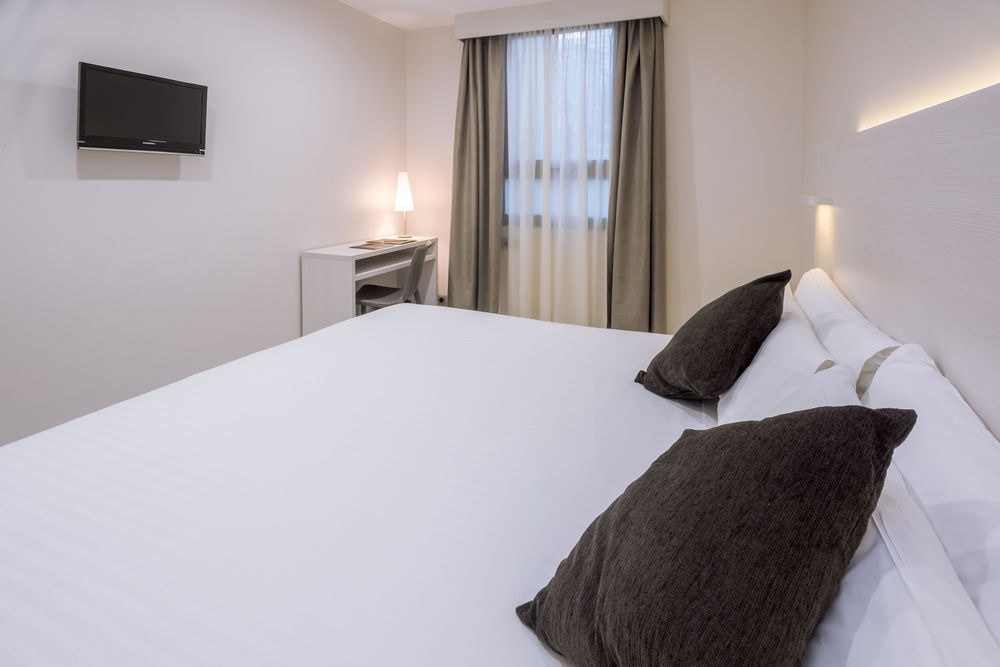 Serhs Carlit Hotel photo 1
