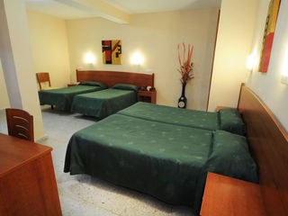 HOTEL RAMBLA photo 2