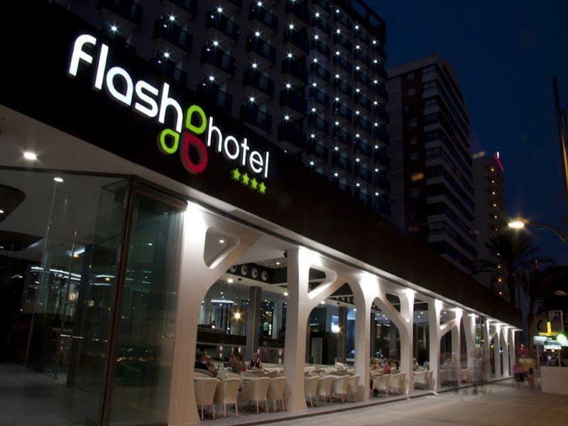 FLASH HOTEL (ADULTS ONLY)