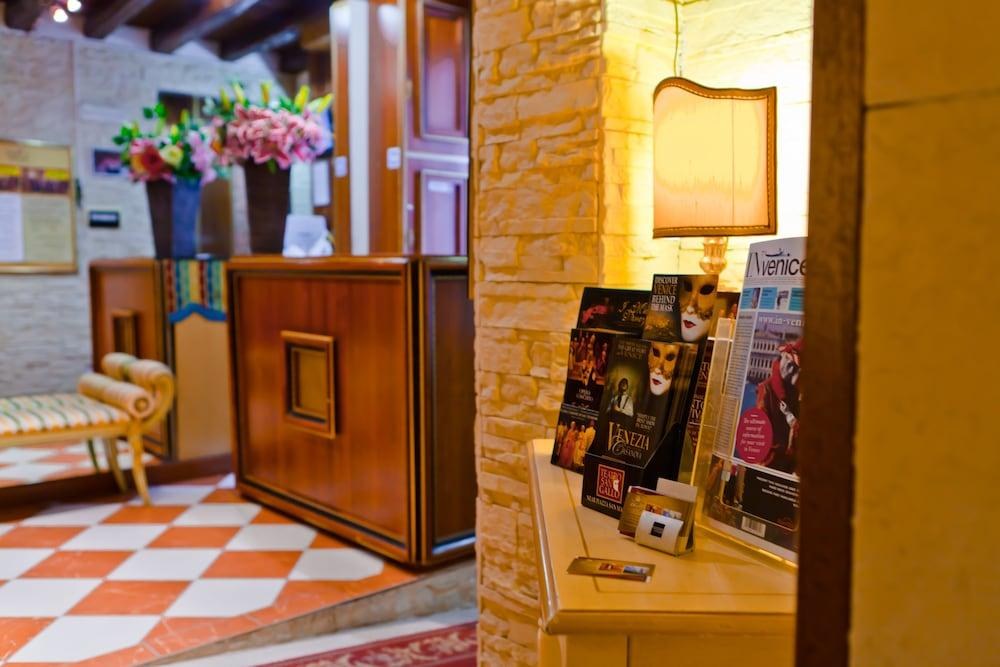 HENRY HOTEL photo 1
