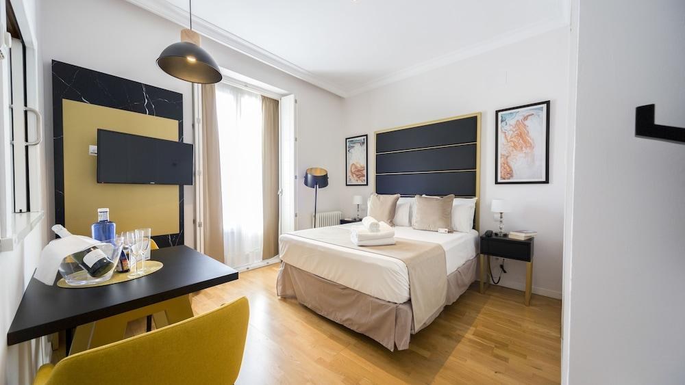 TGH Gran Vía Apartments photo 4