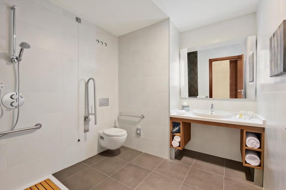 Hilton Garden Inn Sevilla photo 2