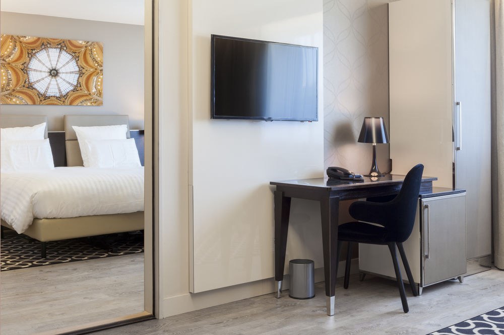 AC HOTEL PARIS PORTE MAILLOT photo 2