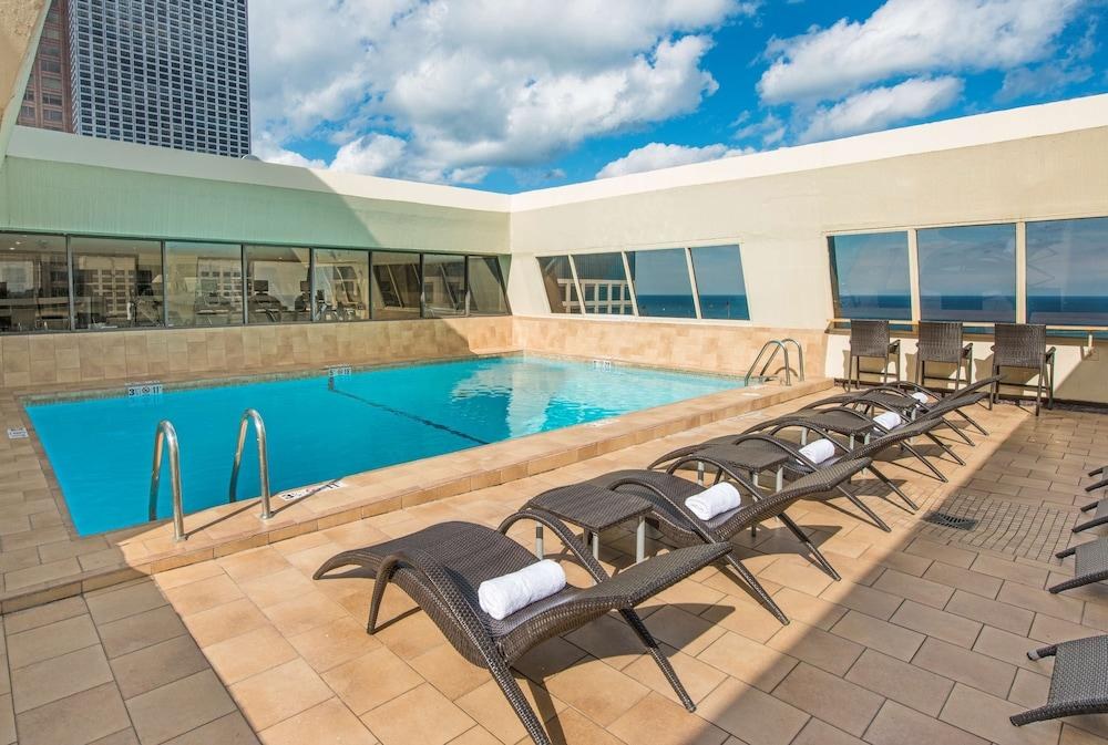Hampton Inn Chicago Downtown/Magnificent Mile photo 4