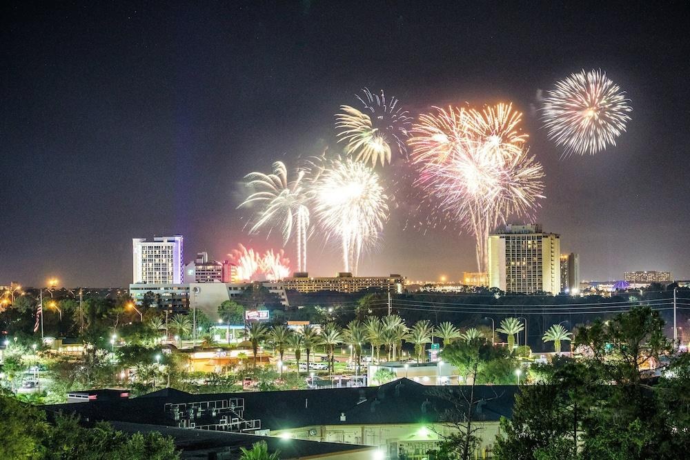 Crowne Plaza Lake Buena Vista photo 4