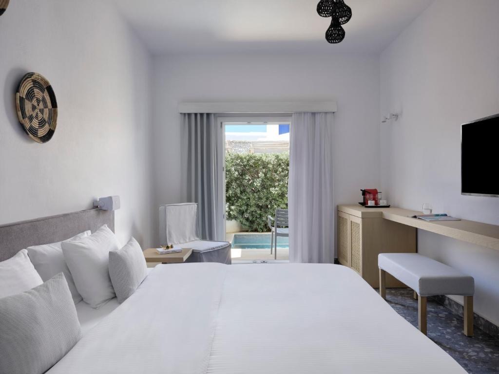 MYKONOS KOSMOPLAZ BEACH RESORT photo 3