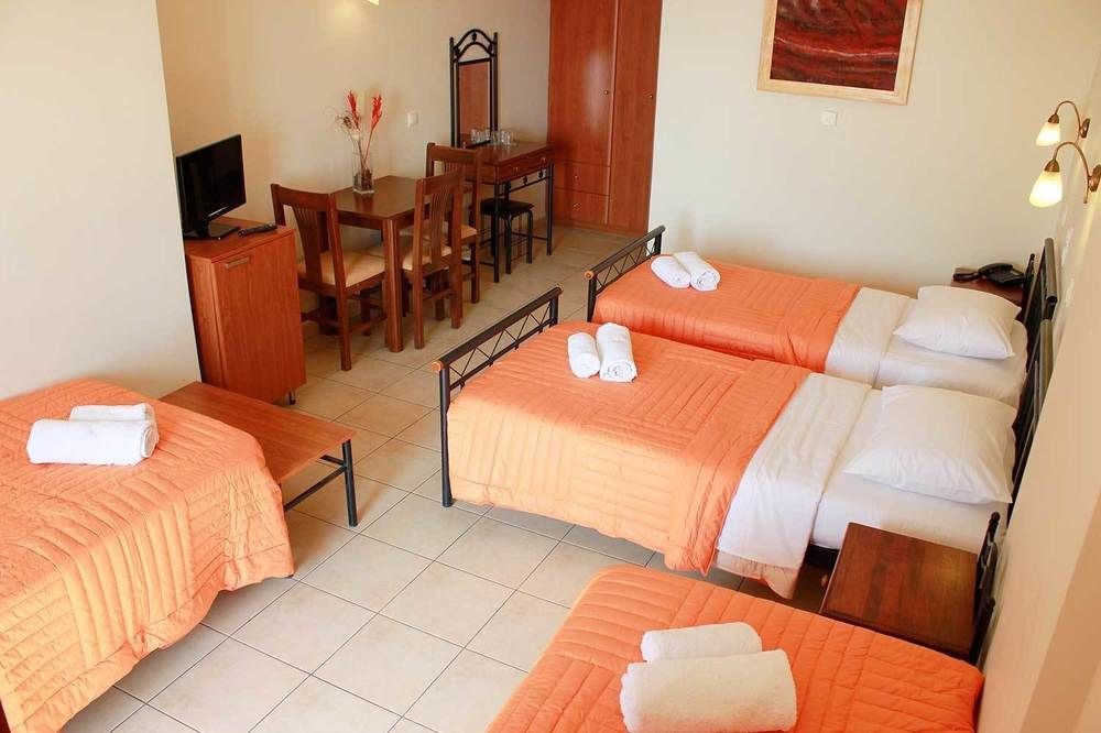 AMERISA SUITES photo 1