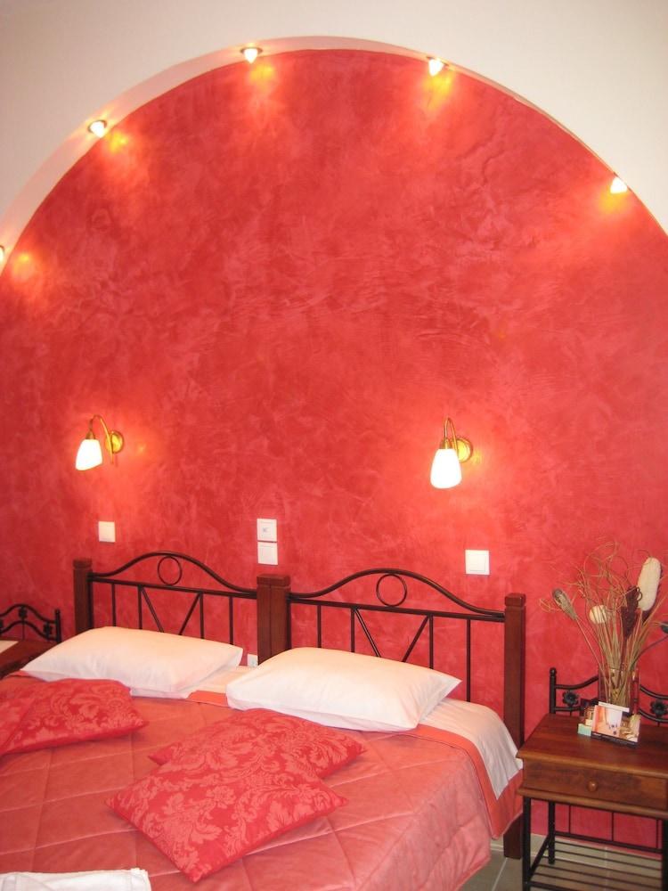 AMERISA SUITES photo 3