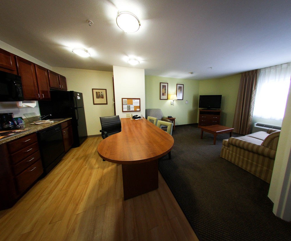 CANDLEWOOD SUITES HOUSTON WESTCHASE - WESTHEIMER photo 1