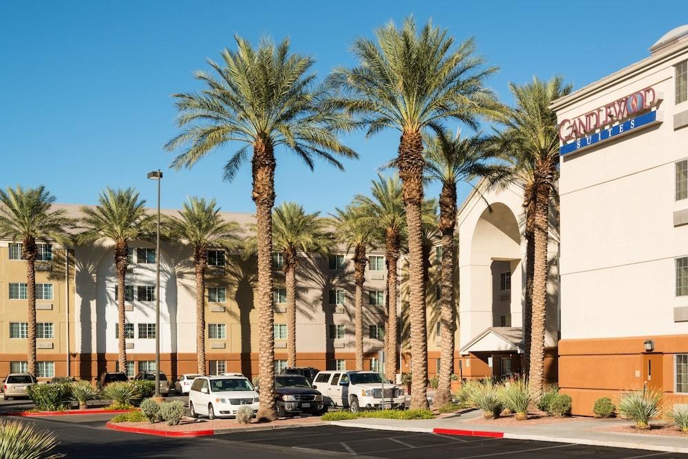 CANDLEWOOD SUITES photo 2