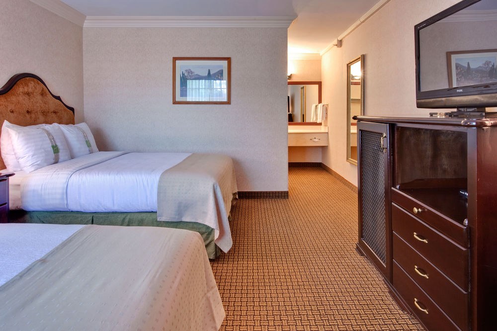 HOLIDAY INN LAGUNA BEACH