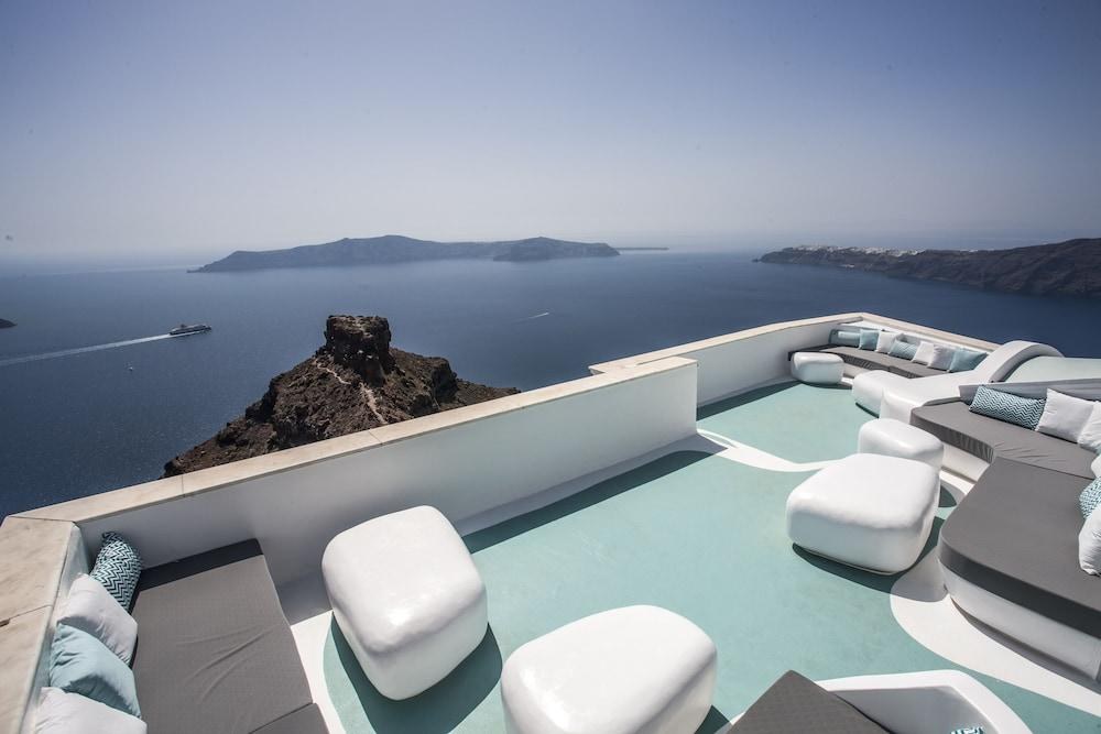 SANTORINI CLIFFS photo 2