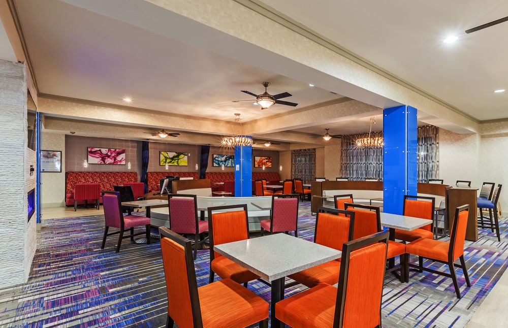 HOLIDAY INN EXPRESS & SUITES HOUSTON EAST