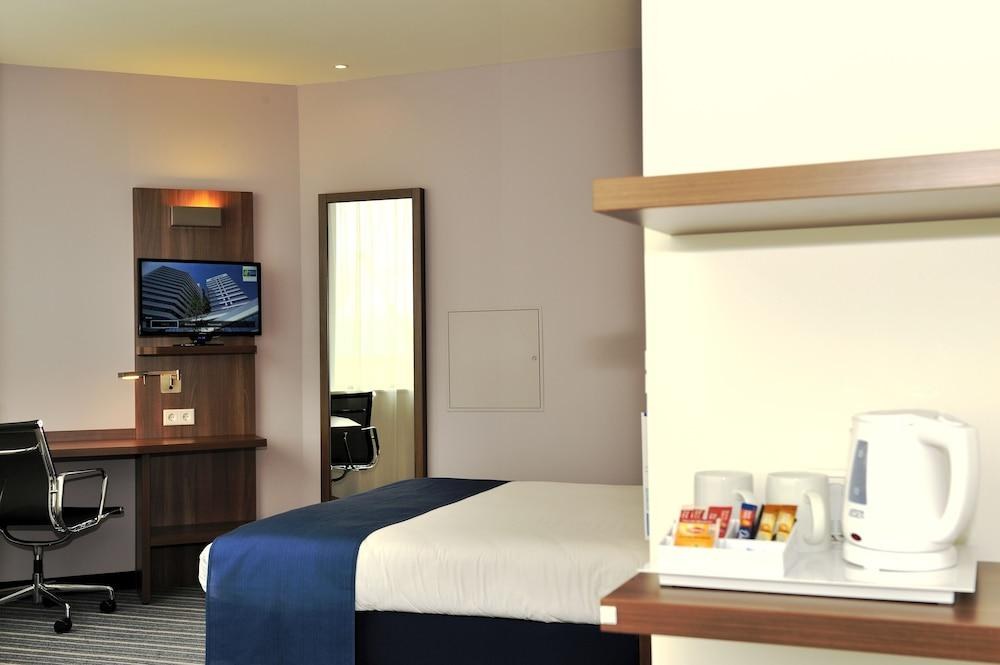 HOLIDAY INN EXPRESS THE HAGUE - PARLIAMENT photo 3