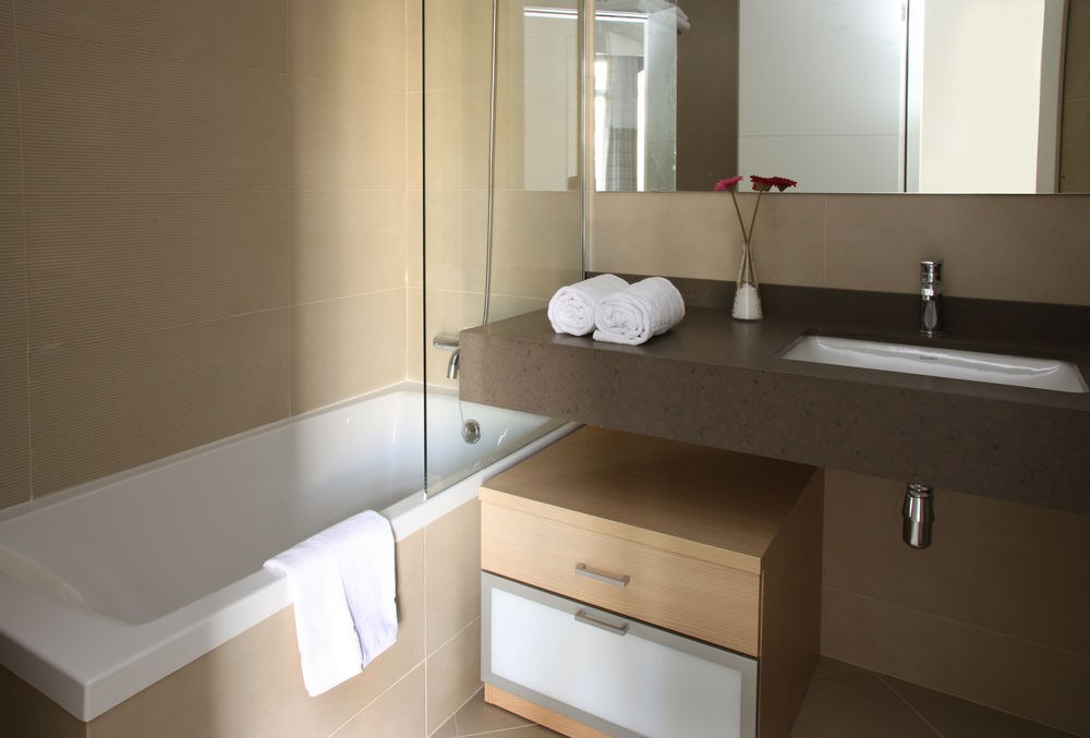 MH SUITES photo 1