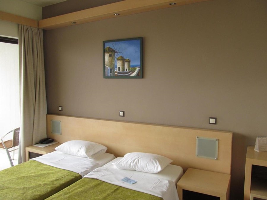 CATHRIN HOTEL photo 1