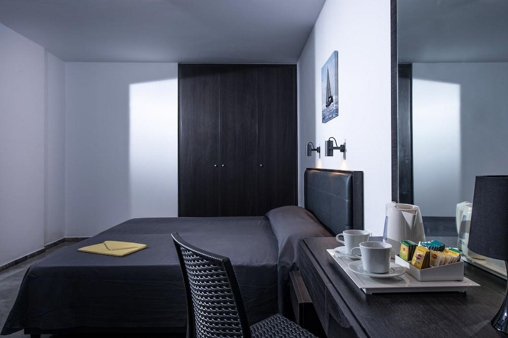 INDIGO INN HOTEL photo 2