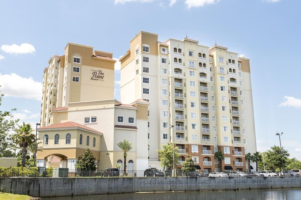 THE POINT HOTEL AND SUITES ORLANDO photo 3