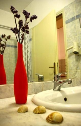 OLYMPIA SUN APARTMENTS photo 1